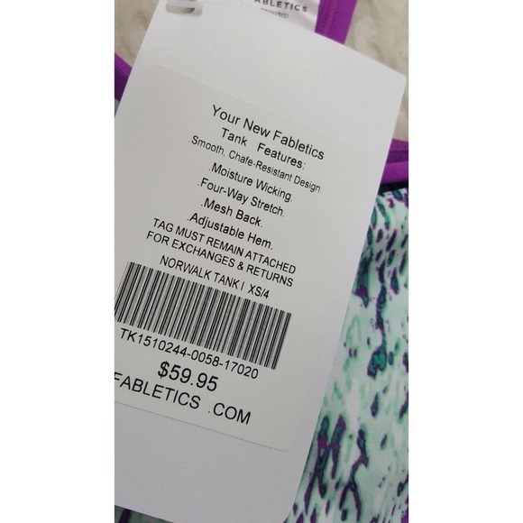 Fabletics Norwalk Tank Top Built in Sports Bra - Picture 4 of 7